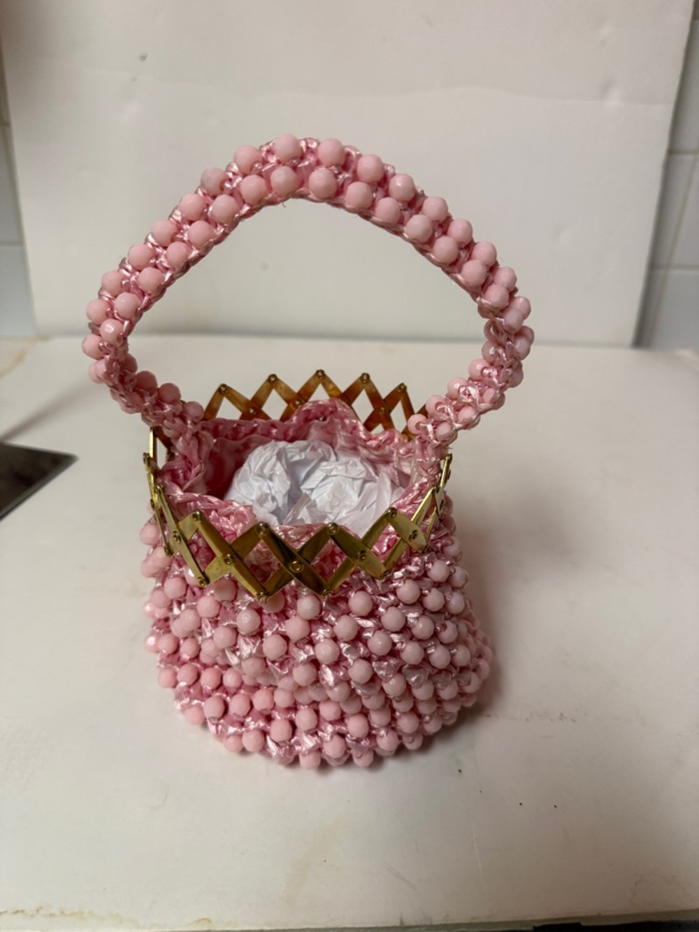 Vintage 1950s La Regale Pink Beaded Gate Top Purse - Very Good Used Condition - Picture 11 of 14